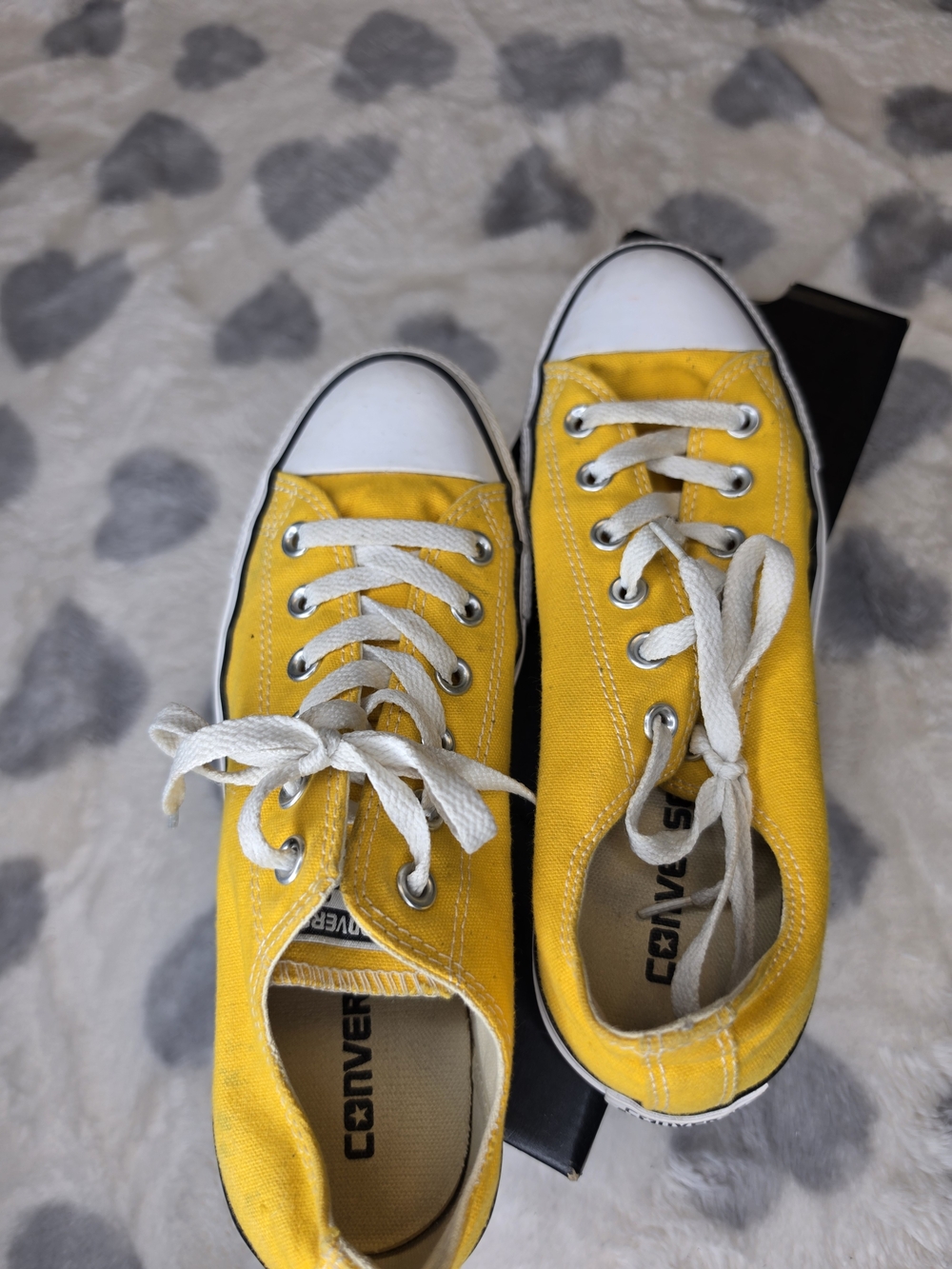 Converse Unisex Yellow Low Top Canvas Sneakers - Picture 8 of 10